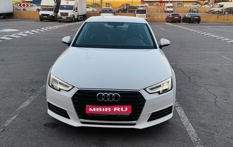 Audi A4, 2018 год, 2 750 000 рублей, 1 фотография