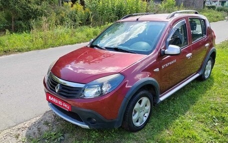 Renault Sandero I, 2012 год, 850 000 рублей, 1 фотография