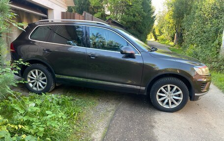 Volkswagen Touareg III, 2015 год, 3 350 000 рублей, 3 фотография