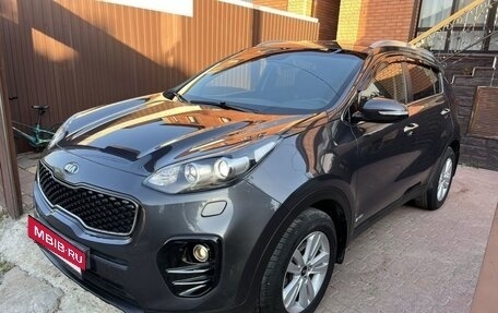 KIA Sportage IV рестайлинг, 2016 год, 1 800 000 рублей, 7 фотография