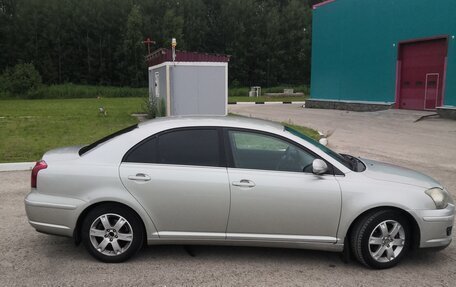 Toyota Avensis III рестайлинг, 2006 год, 720 000 рублей, 2 фотография