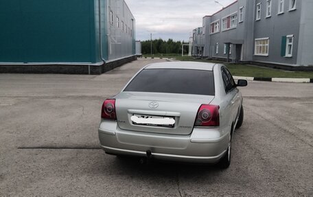 Toyota Avensis III рестайлинг, 2006 год, 720 000 рублей, 3 фотография