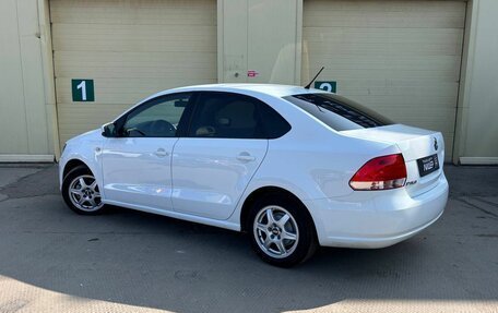 Volkswagen Polo VI (EU Market), 2015 год, 985 000 рублей, 2 фотография