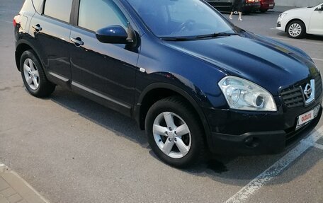 Nissan Qashqai, 2008 год, 850 000 рублей, 2 фотография