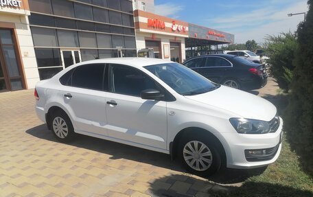 Volkswagen Polo VI (EU Market), 2017 год, 1 390 000 рублей, 2 фотография