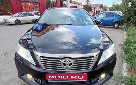 Toyota Camry, 2014 год, 1 850 000 рублей, 2 фотография