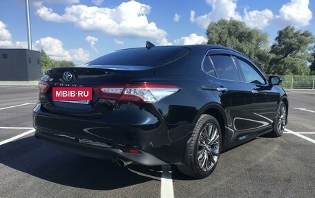 Toyota Camry, 2019 год, 3 150 000 рублей, 4 фотография