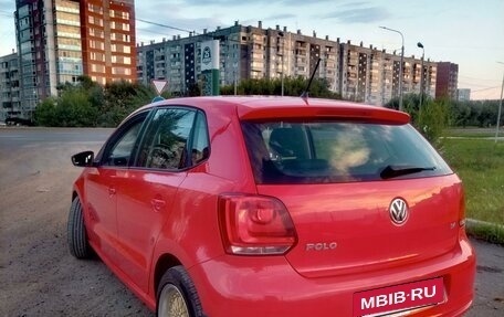 Volkswagen Polo VI (EU Market), 2011 год, 850 000 рублей, 3 фотография