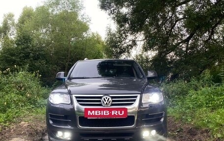 Volkswagen Touareg III, 2008 год, 1 500 000 рублей, 2 фотография