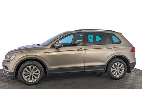 Volkswagen Tiguan II, 2019 год, 2 495 000 рублей, 8 фотография