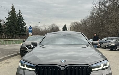 BMW 5 серия, 2021 год, 8 000 000 рублей, 3 фотография