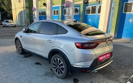 Renault Arkana I, 2021 год, 2 300 000 рублей, 3 фотография