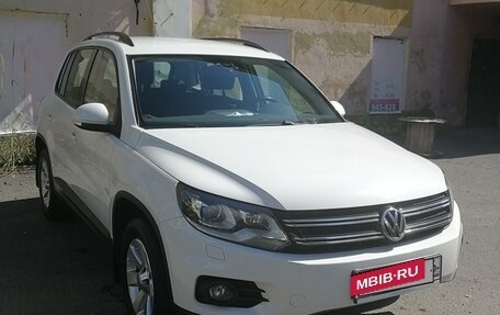 Volkswagen Tiguan I, 2012 год, 1 700 000 рублей, 2 фотография