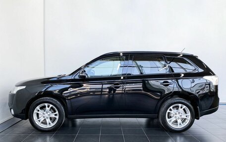 Mitsubishi Outlander III рестайлинг 3, 2014 год, 1 670 000 рублей, 8 фотография