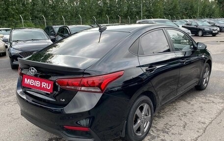 Hyundai Solaris II рестайлинг, 2017 год, 1 000 000 рублей, 4 фотография