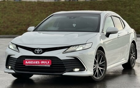 Toyota Camry, 2022 год, 4 200 000 рублей, 4 фотография