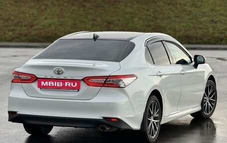 Toyota Camry, 2022 год, 4 200 000 рублей, 6 фотография