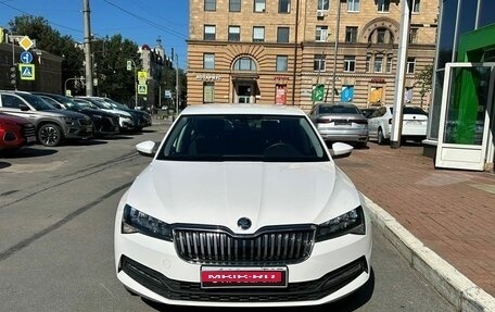 Skoda Superb III рестайлинг, 2020 год, 2 749 000 рублей, 2 фотография