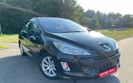 Peugeot 308 II, 2010 год, 999 000 рублей, 3 фотография