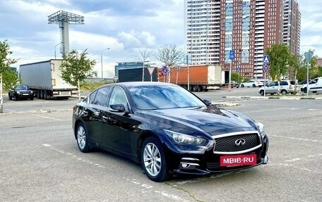 Infiniti Q50 I рестайлинг, 2015 год, 1 900 000 рублей, 2 фотография