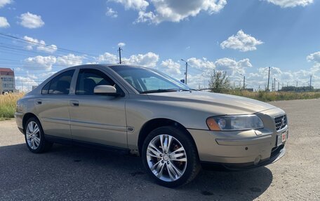 Volvo S60 III, 2004 год, 700 000 рублей, 3 фотография