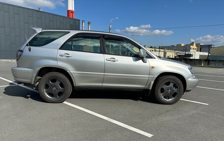 Lexus RX IV рестайлинг, 2001 год, 970 000 рублей, 4 фотография