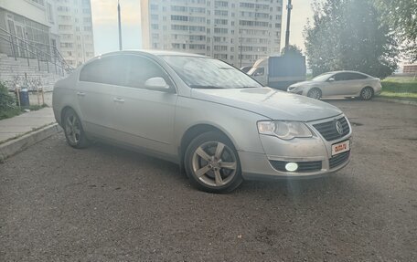 Volkswagen Passat B6, 2007 год, 650 000 рублей, 3 фотография