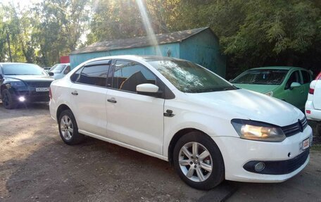 Volkswagen Polo VI (EU Market), 2012 год, 350 000 рублей, 2 фотография