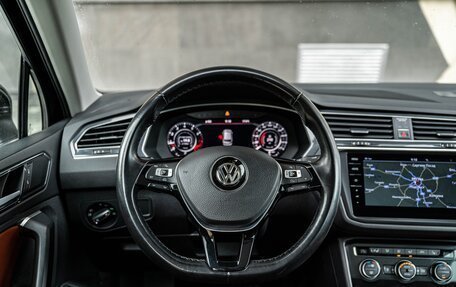 Volkswagen Tiguan II, 2018 год, 3 990 000 рублей, 16 фотография