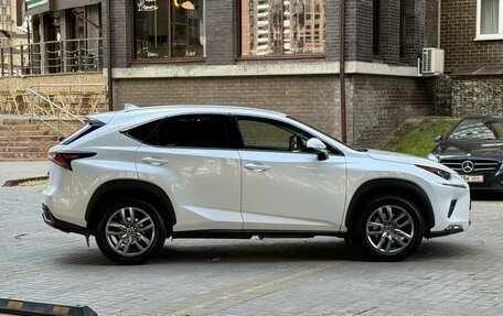 Lexus NX I, 2017 год, 3 260 000 рублей, 9 фотография