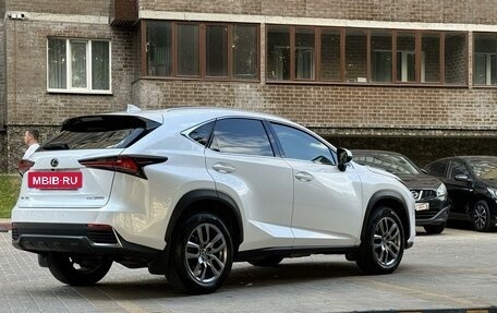 Lexus NX I, 2017 год, 3 260 000 рублей, 8 фотография