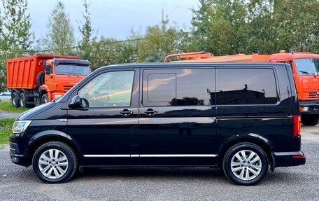 Volkswagen Multivan T6 рестайлинг, 2018 год, 4 750 000 рублей, 8 фотография