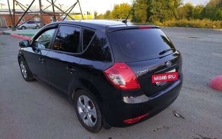 KIA cee'd I рестайлинг, 2011 год, 725 000 рублей, 9 фотография