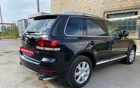 Volkswagen Touareg III, 2010 год, 1 800 000 рублей, 4 фотография