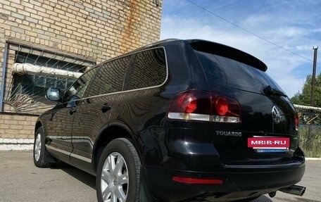 Volkswagen Touareg III, 2010 год, 1 800 000 рублей, 5 фотография