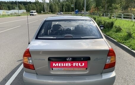 Hyundai Accent II, 2011 год, 650 000 рублей, 3 фотография