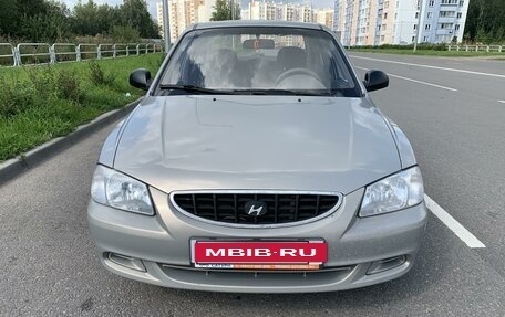 Hyundai Accent II, 2011 год, 650 000 рублей, 2 фотография