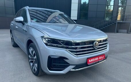 Volkswagen Touareg III, 2019 год, 5 700 000 рублей, 1 фотография