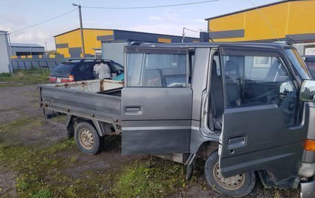 Toyota HiAce H100, 1996 год, 500 000 рублей, 3 фотография