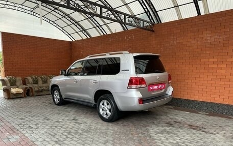 Toyota Land Cruiser 200, 2011 год, 3 950 000 рублей, 10 фотография