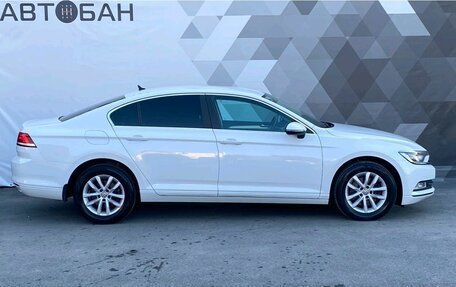 Volkswagen Passat B8 рестайлинг, 2019 год, 2 499 000 рублей, 6 фотография