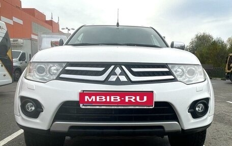 Mitsubishi Pajero Sport II рестайлинг, 2014 год, 2 000 000 рублей, 2 фотография