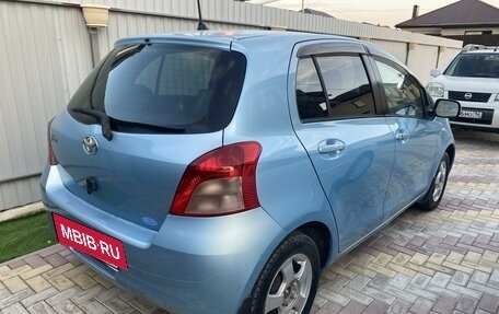 Toyota Vitz, 2005 год, 600 000 рублей, 3 фотография