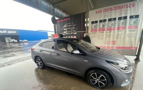 Hyundai Solaris II рестайлинг, 2019 год, 1 590 000 рублей, 4 фотография