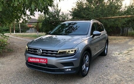 Volkswagen Tiguan II, 2017 год, 2 990 000 рублей, 4 фотография