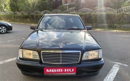 Mercedes-Benz C-Класс, 1997 год, 380 000 рублей, 2 фотография