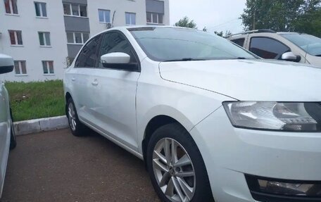 Skoda Rapid I, 2017 год, 1 400 000 рублей, 6 фотография