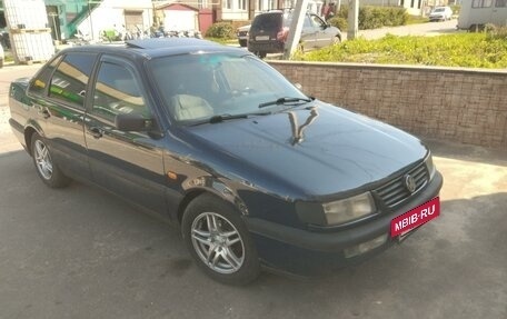 Volkswagen Passat B4, 1994 год, 285 000 рублей, 2 фотография