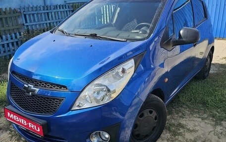 Chevrolet Spark III, 2011 год, 550 000 рублей, 1 фотография