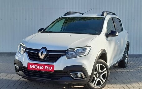 Renault Sandero II рестайлинг, 2019 год, 1 550 000 рублей, 1 фотография